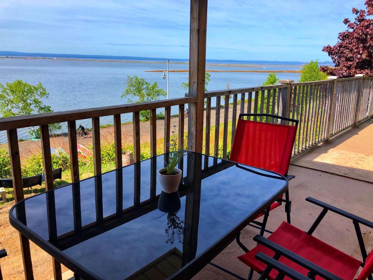 Aux 4 Vents - Auberg'Inn Carleton-sur-Mer Ngoại thất bức ảnh