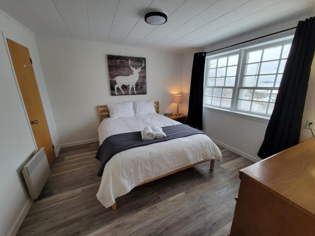 Aux 4 Vents - Auberg'Inn Carleton-sur-Mer Ngoại thất bức ảnh