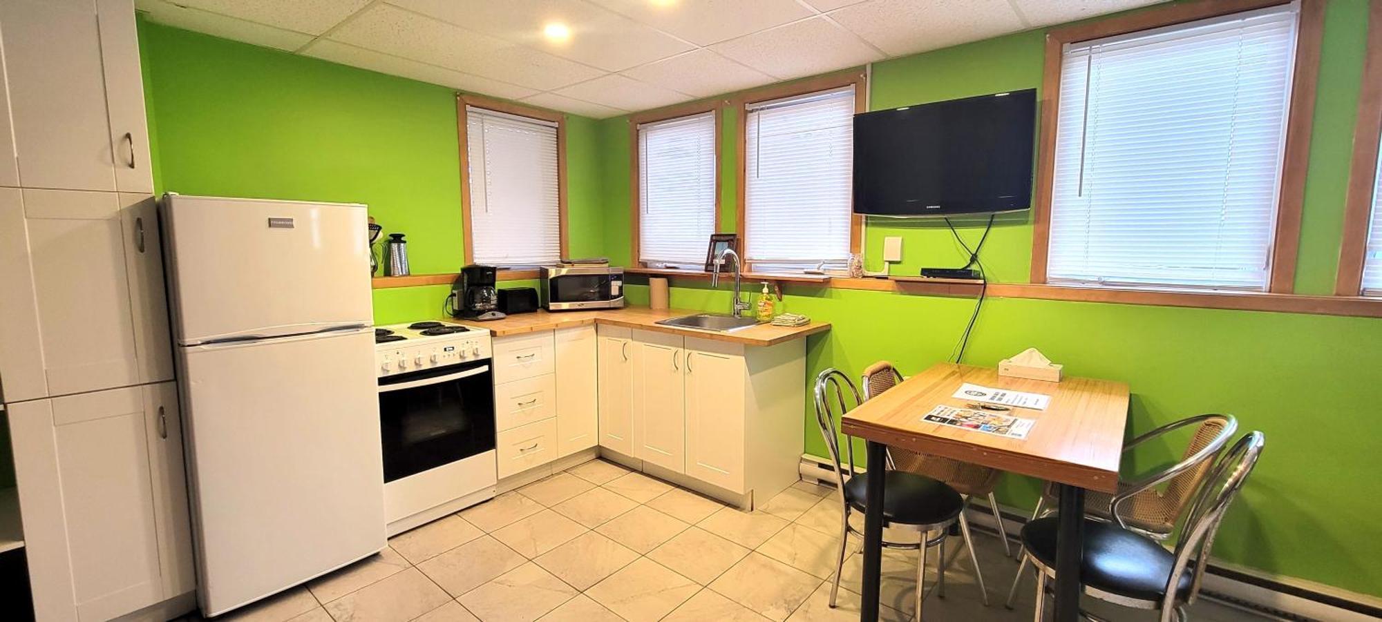 Aux 4 Vents - Auberg'Inn Carleton-sur-Mer Phòng bức ảnh