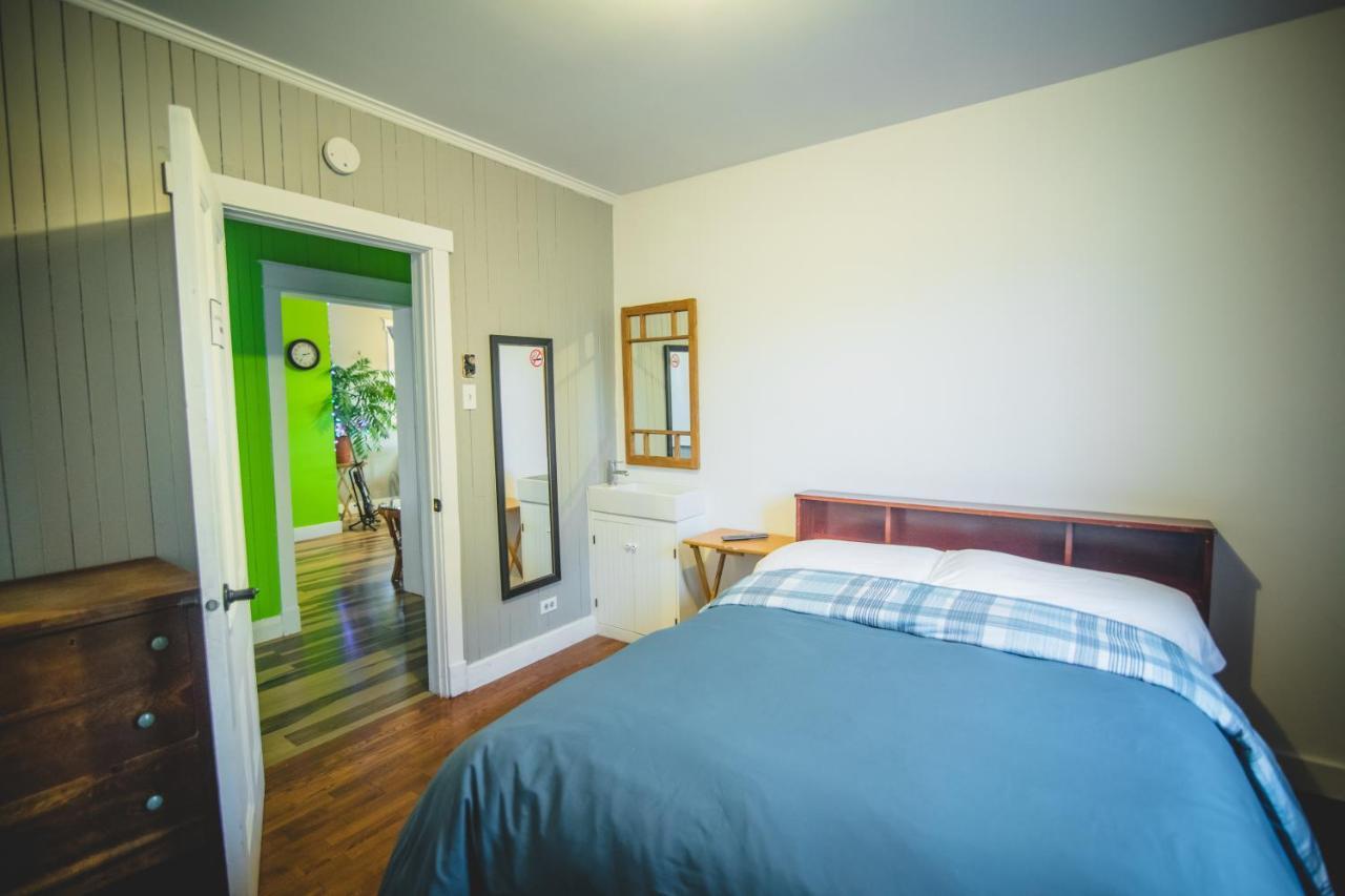 Aux 4 Vents - Auberg'Inn Carleton-sur-Mer Ngoại thất bức ảnh